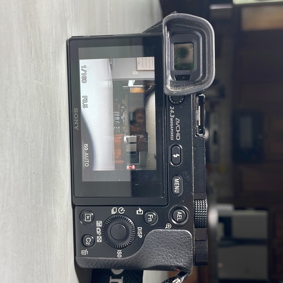 Sony A6000 - Picture 4 of 7